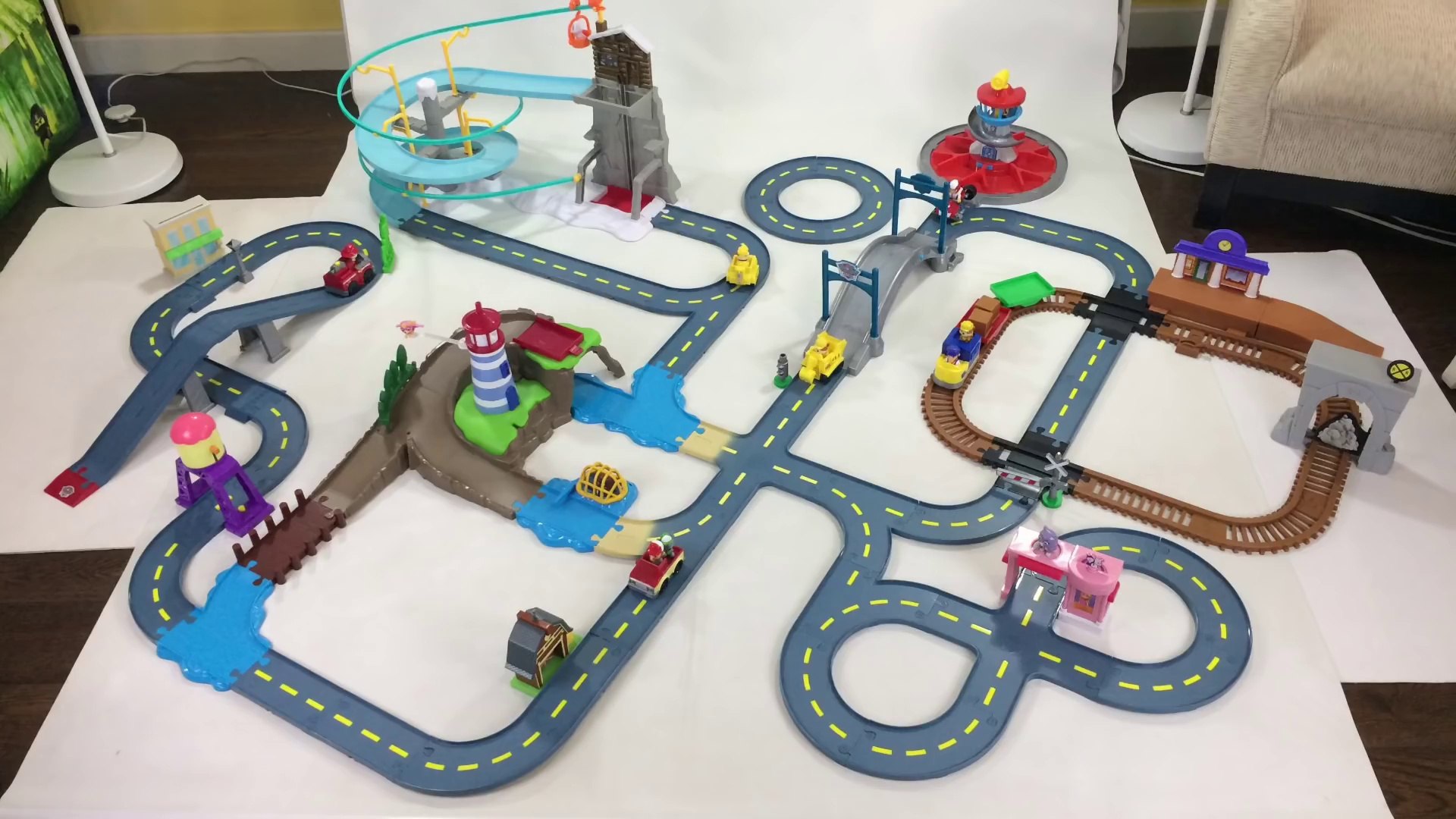 PAW PATROL - On the Track