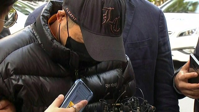 [현장영상] '전처 살해' 40대, 법원 출석...'묵묵부답' / YTN