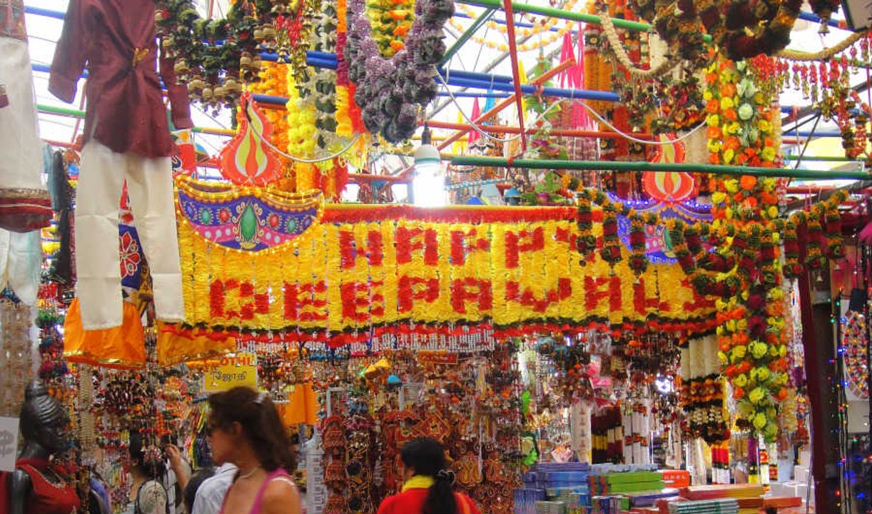 தீபாவளி ஆடைகள் மற்றும் ஆபரணங்கள் கண்காட்சி- வீடியோ