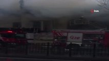 Beyoğlu Tarlabaşı'nda İki Katlı Binada Yangın Çıktı.