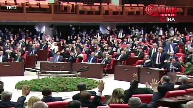 Emeklilikte Yaşa Takılanlar (EYT) Önergesi Reddedildi
