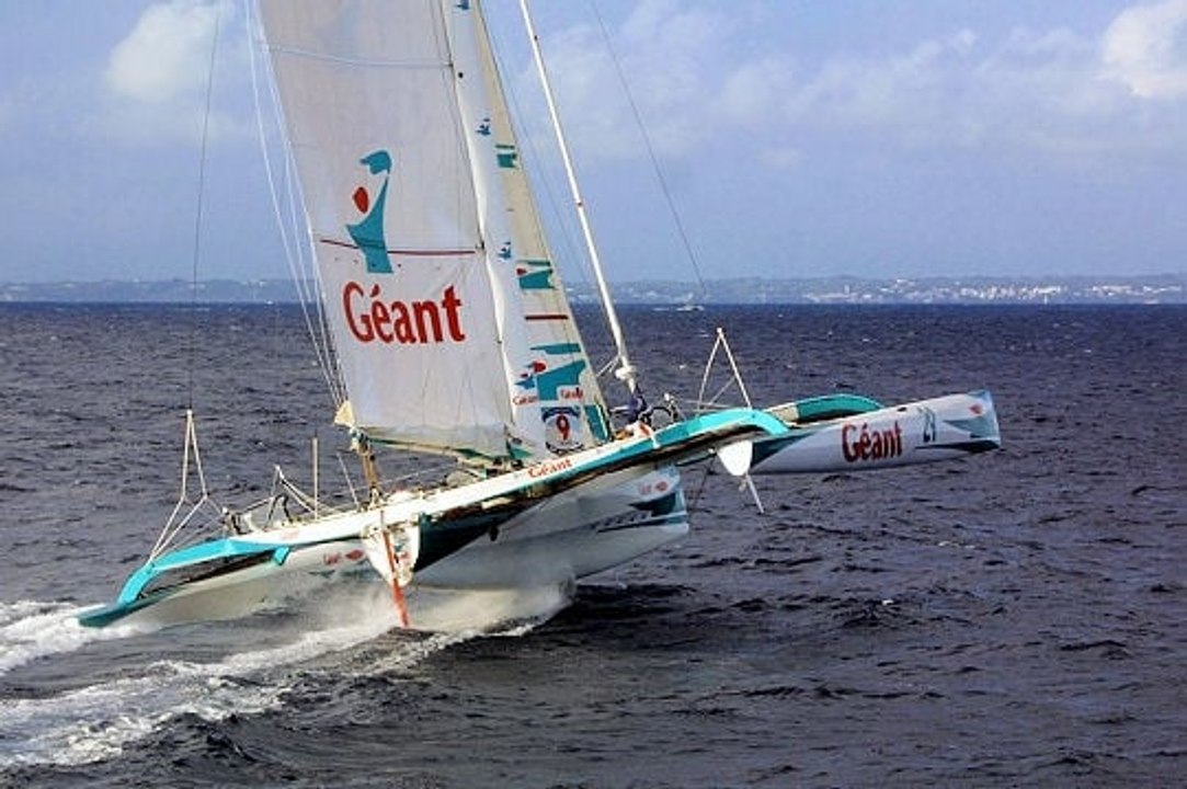 Le match dans le match en 2002  Desjoyeaux vs Mac Arthur- 40 ans de Route du Rhum - #17