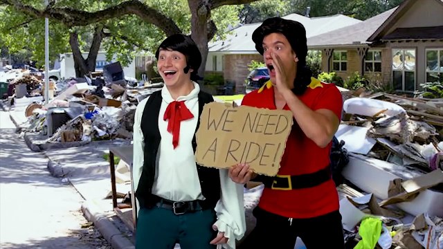 DISNEY PRINCESSES GUESS HALLOWEEN COSTUMES (Pretend Play with Ariel, Rapunzel, Belle, Elsa & Anna)