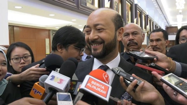 'Too late' to ask Mahathir and Pribumi members to rejoin Umno, says Mukhriz