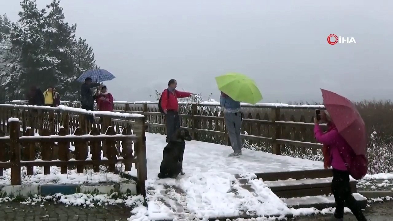 Abant Tabiat Parkı Kar Yağışıyla Beyaza Büründü