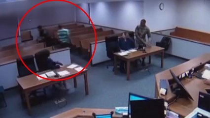 [영상] 판사와 추격전 펼친 두 수감자, 결과는? / YTN