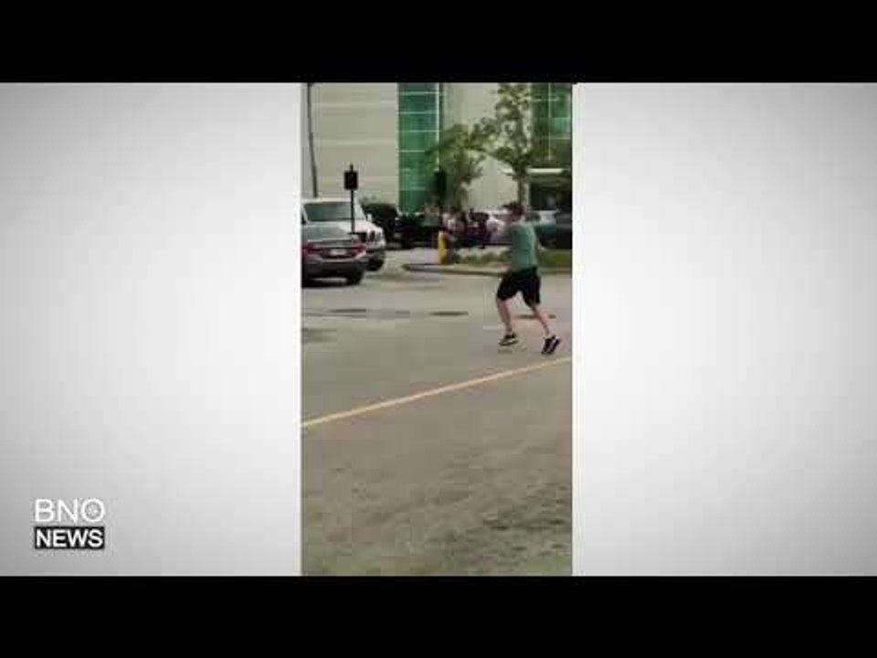 Fireworks Cause Panic at The Florida Mall in Or...