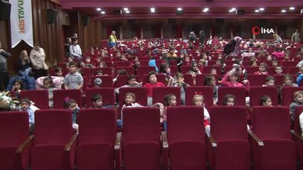 700 Yıllık 'Karagöz' Gölge Olmaktan Çıktı, Perdeye Yansıtıldı