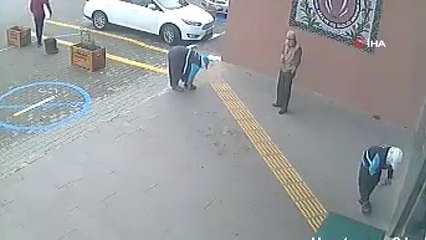 Park Bahçeler İşçilerinden Örnek Davranış