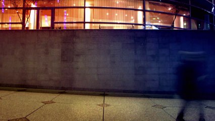 En Hongrie, les SDF n'ont plus le droit de dormir dans la rue - Le Petit RDV du du 25/10  - CANAL+