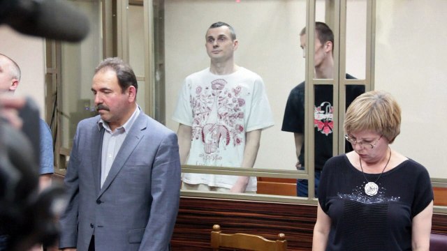 Jailed filmmaker Oleg Sentsov awarded Sakharov prize