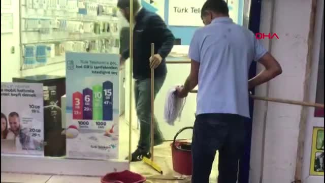 Mardin'in Derik İlçesinde Sağanak Yağış Sele Neden Oldu, Cadde ve Sokakları Sel Suları Bastı