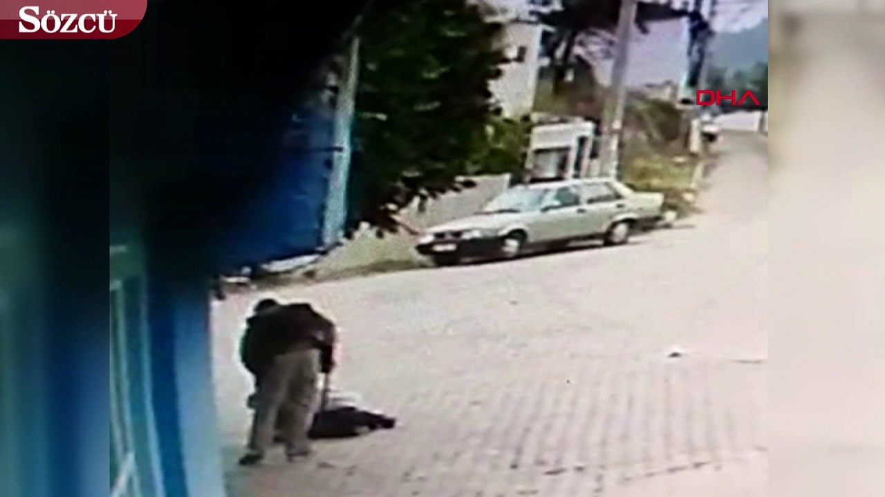 Demir sopayla dayak güvenlik kamerasında