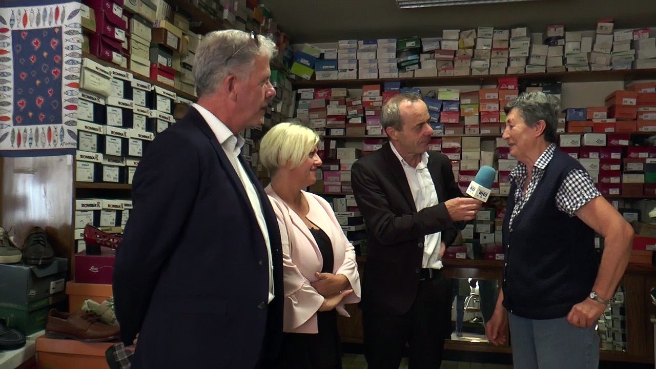 Hautes-Alpes : à 75 ans , madame Lagier tient toujours son magasin de chaussures à Chorges