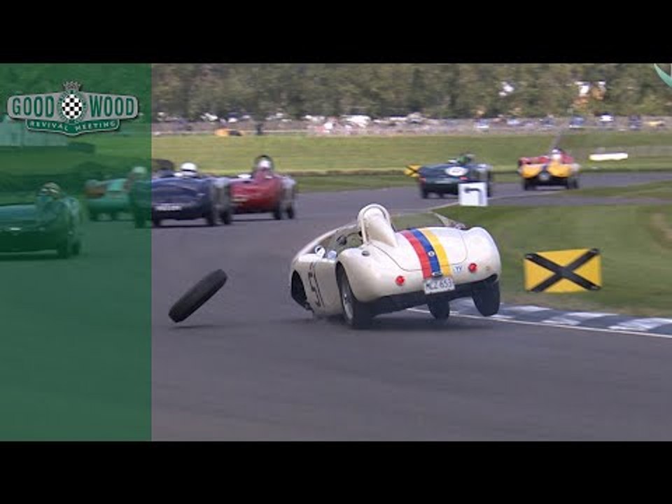 AC Ace-Bristol loses a wheel mid-corner