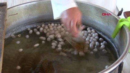 Bursa 30 Yıl Sonra Başlayan İpek Halıcılığı, Kadınların Geçim Kaynağı