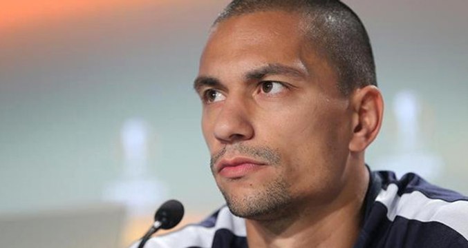 Gökhan İnler, Leicester City Başkanının Helikopter Kazasını Duyunca Telefona Sarıldı