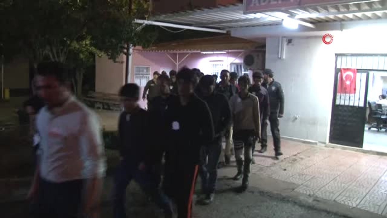 Türkiye'ye Çalışmaya Gelen Kaçak 25 Afganistanlı Yakalandı