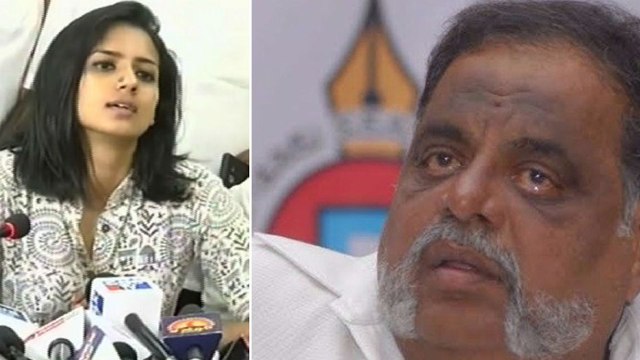 ಕೊನೆಗೂ ಅರ್ಜುನ್ ಸರ್ಜಾ ಹಾಗು ವಿವಾದದ ಬಗ್ಗೆ ಮಾತನಾಡಿದ ಶ್ರುತಿ ಹರಿಹರನ್ | FILMIBEAT KANNADA