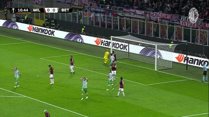 Gol de Cutrone vem tarde demais: Milan 1-2 Real Betis