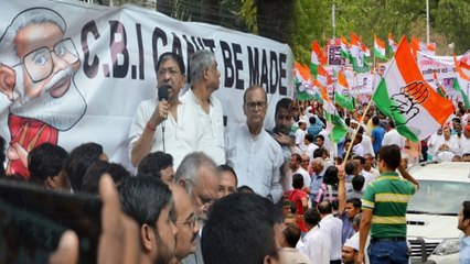 இந்தியா முழுக்க சிபிஐ அலுவலகம் முன் காங்கிரஸ் போராட்டம்- வீடியோ