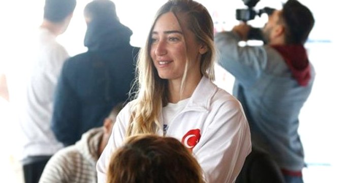 Milli Sporcu Şahika Ercümen, Serbest Dalışta Dünya Rekoru Kırdı