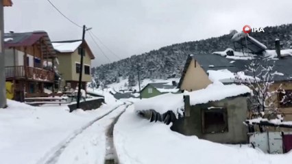 Eğriçimen Yaylası'nda kar kalınlığı 30 santimetreye ulaştı