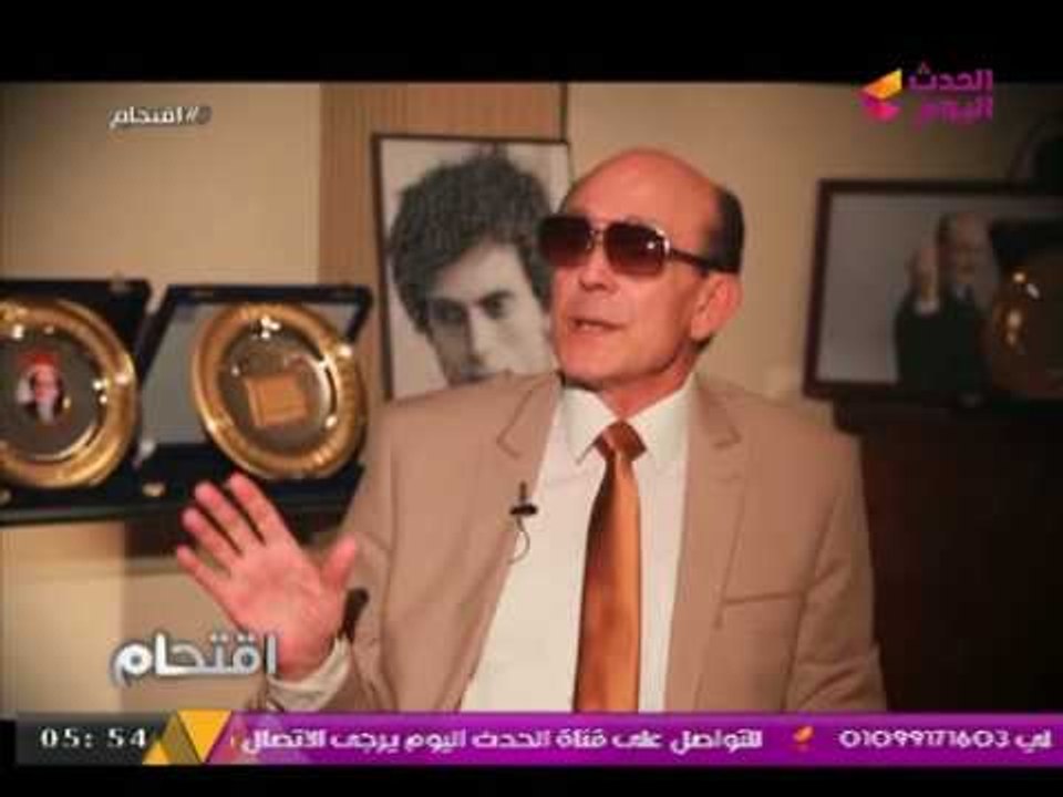 الفنان "محمد صبحي" يسخر من مفهوم "الناشط السياسي"