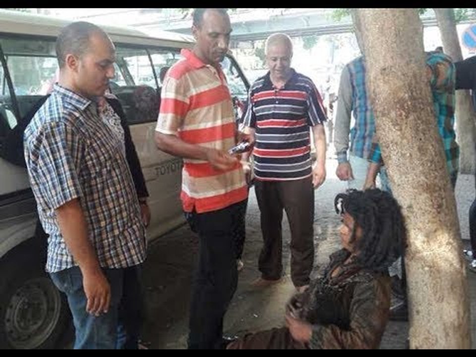 التضامن تفجر مفاجأة: مُشردة الدقي "حديث السوشيال ميديا" ترفض نقلها لدار رعاية وتتمسك بالشارع!