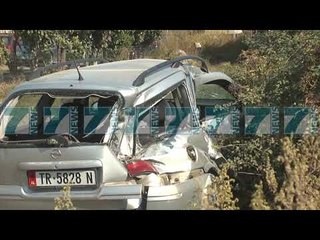 TRENI PERPLAS MAKINEN NE ELBASAN - News, Lajme - Kanali 7