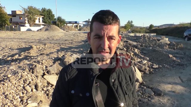 Report TV - Vlorë, vdiq në aksident, familjarët: Po kthehej nga puna, shkak mungesa e sinjalistikës