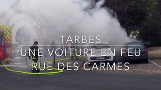 Tarbes - Une voiture prend feu rue des Carmes