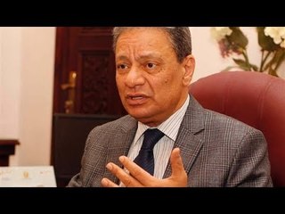 "كرم جبر" الارض بالنسبة للمصريين تساوى #الحياة واللى يقرب منها "يبلعه"