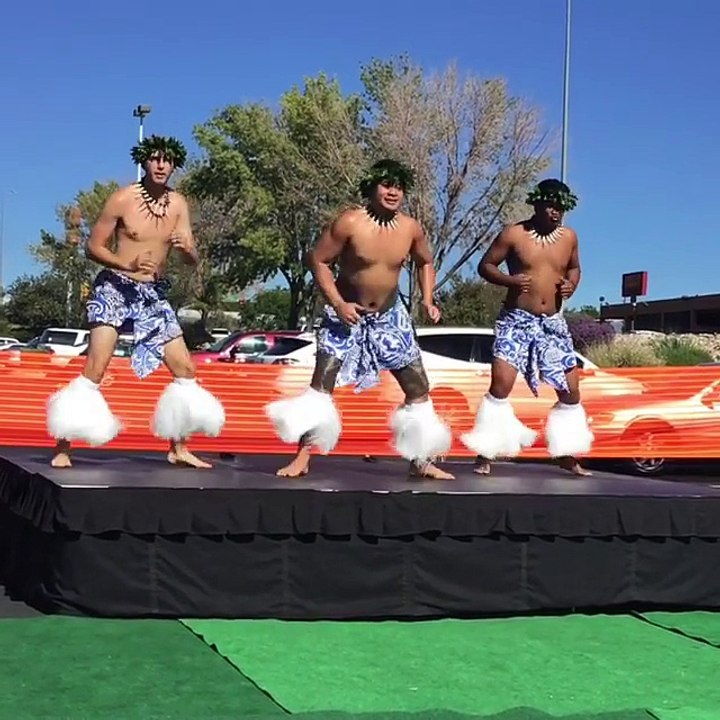 Asuelu performs a traditional Samoan dance 90 day fiance video