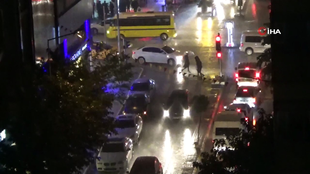 Van'da dolu sürprizi
