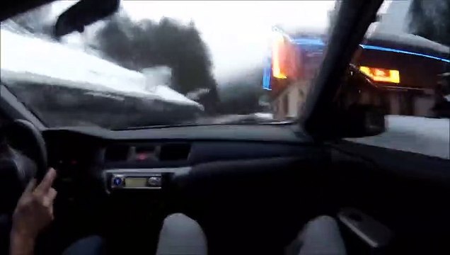 Il se prend pour un pilote de rallye et ça termine mal pour lui