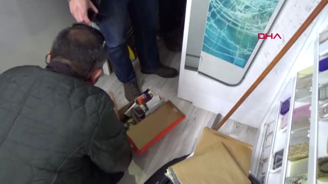 Kütahya Polis Denetimlerinden Haberdar Olmak İçin Yurt Dışından Telsiz Getirmişler