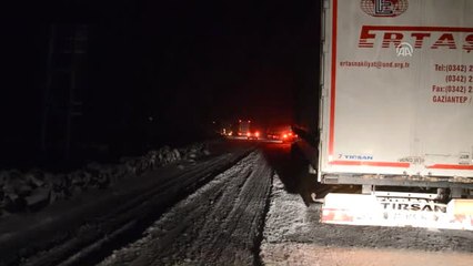 Tendürek Geçidi'nde Ulaşıma Kar Engeli
