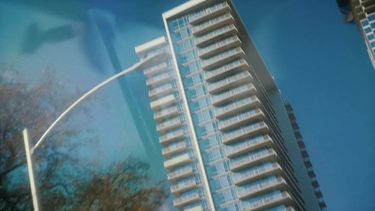 Mercedes-Benz Fashion: Kimberly Drew about "Equity"