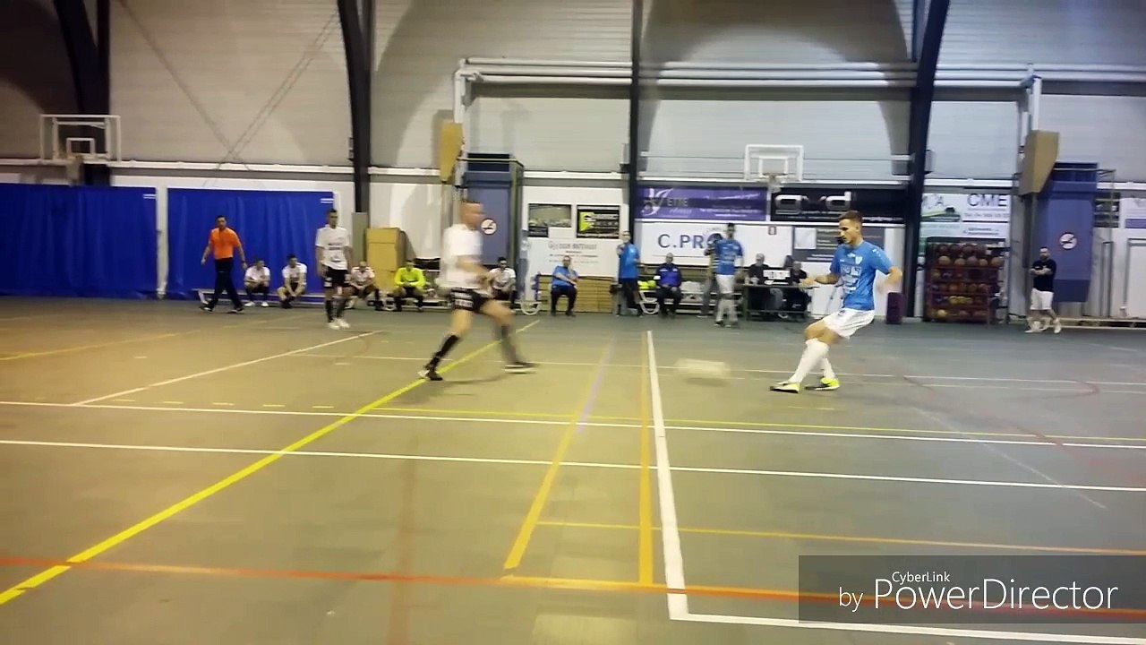 La Province - Futsal - Extrait du derby de division 2 (Ligue) entre Sainte-Odile et Magic Thulin (4-7)