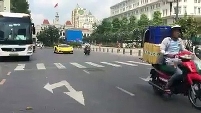 Dàn siêu xe chục tỷ đồng tại Sài thành chuẩn bị xuống Vũng Tàu dự khai trương nhà hàng của Cường -Đô-la-