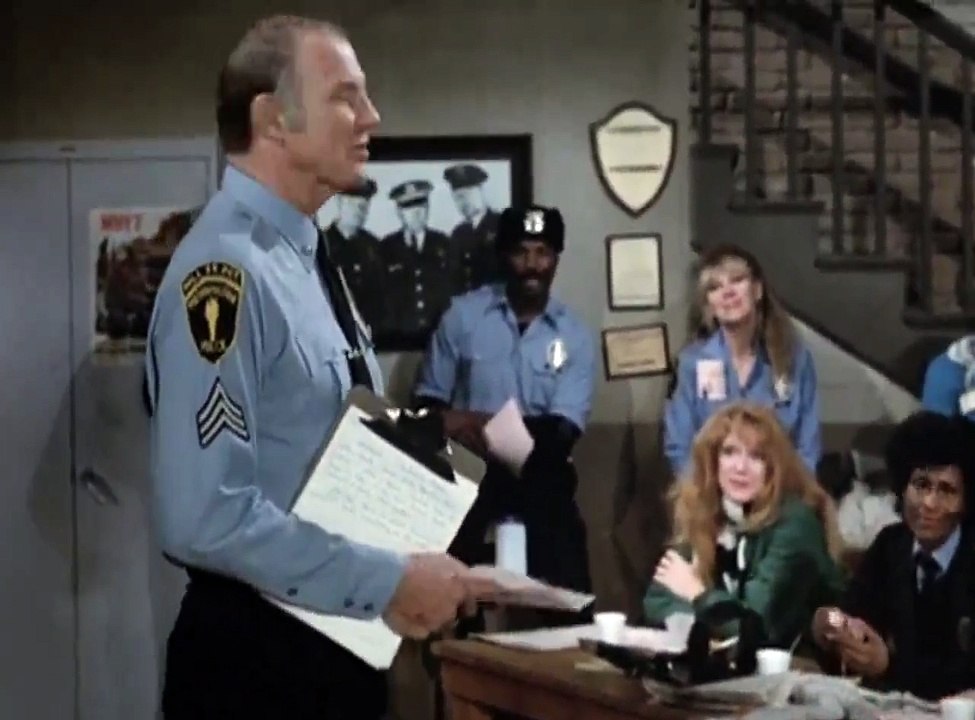 Hill Street Blues S03E13 Gung Ho!