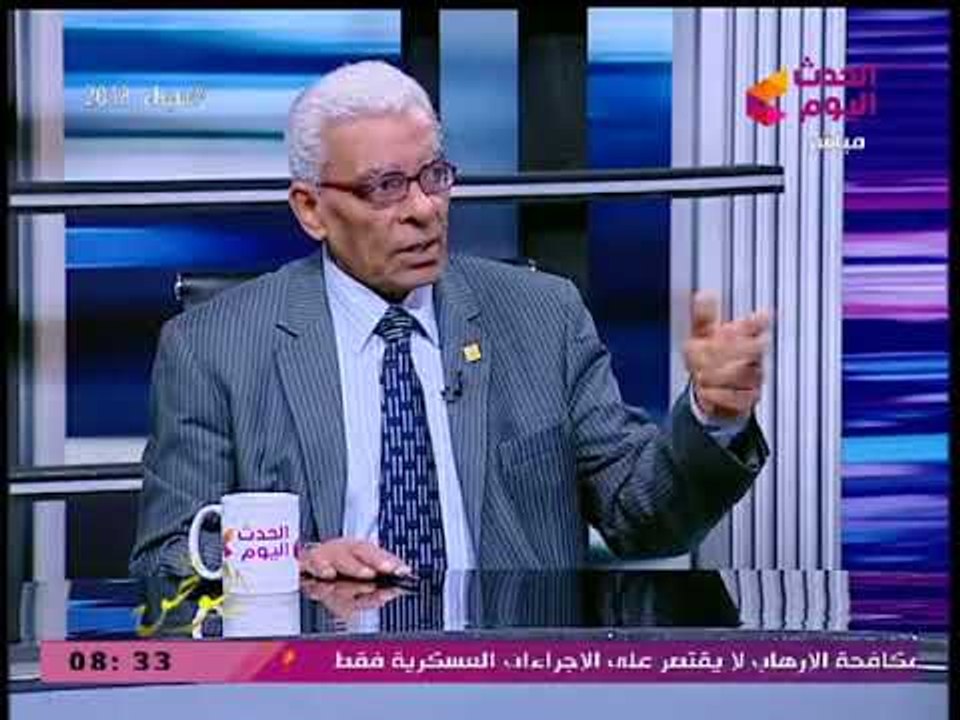 رئيس مركز الشفافية ومكافحة الفساد: "الموظف الملتحي" فاتح درج مكتبه ومش فاكره فساد!