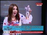إعلامية مصرية تحرق دمية 