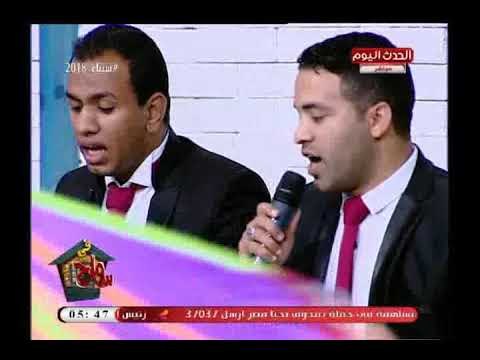 سامح في البيت| يحتفل بليلة الإسراء والمعراج بابتهالات رائعة ورقص بالتنورة ورد غير متوقع من سامح صفوت