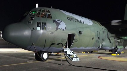 군 수송기 사이판 도착...여행객 곧 괌으로 이송 / YTN