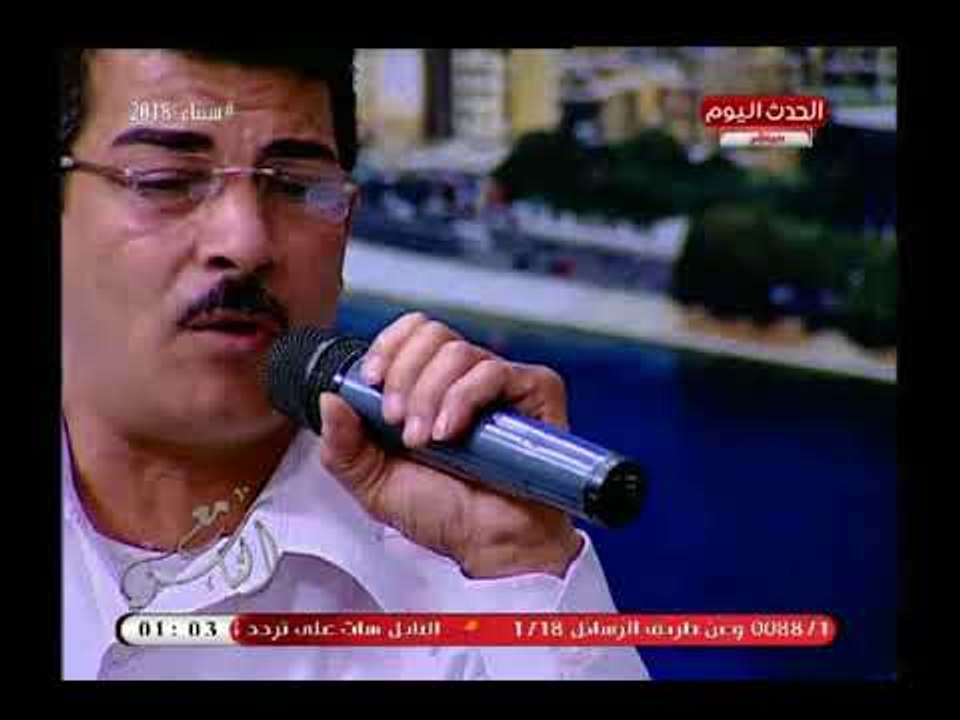 موهبة فنية من بولاق الدكرور يغني فى حب الرئيس السيسي وسط تفاعل قوي من مذيعة الحدث