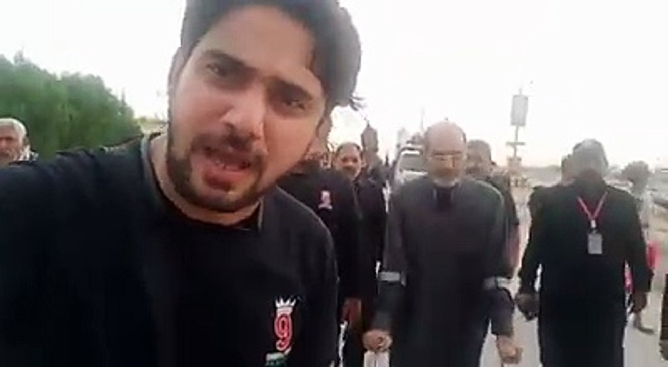 کربلا جانے کے سو بہانے مگر نی جانے کا کوئی بہانہ نہیں یہ بزرگ شخص پاؤں نہ ہونے کے باوجود بھی نجف سے کربلا پیدل جارہے ہیں جس کا جی چابا جیسے چلا میں پیدل چلا کربلا #FarhanAliaris #9TraveTours #Arbaeen2018 #Karbalawalk #Mishi  Share to All