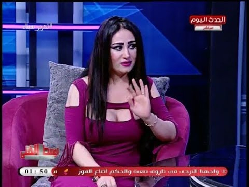 مقدم الوسط الفني يفاجئ "هيام جباعي" المثيرة للجدل: انتي لابسة حاجة عريانة وترد: لبسي مش فاضح
