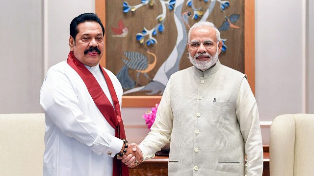 Sri Lank के नए PM बने Mahinda Rajapaksa, जाने India पर इसका क्या Effect पड़ेगा | वनइंडिया हिंदी
